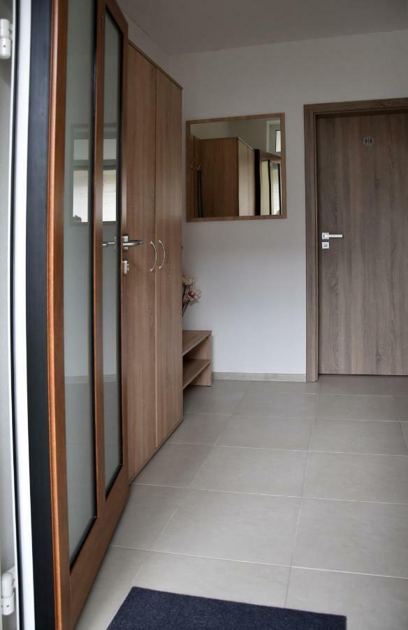 Apartament Elemir Bešeňová Zewnętrze zdjęcie