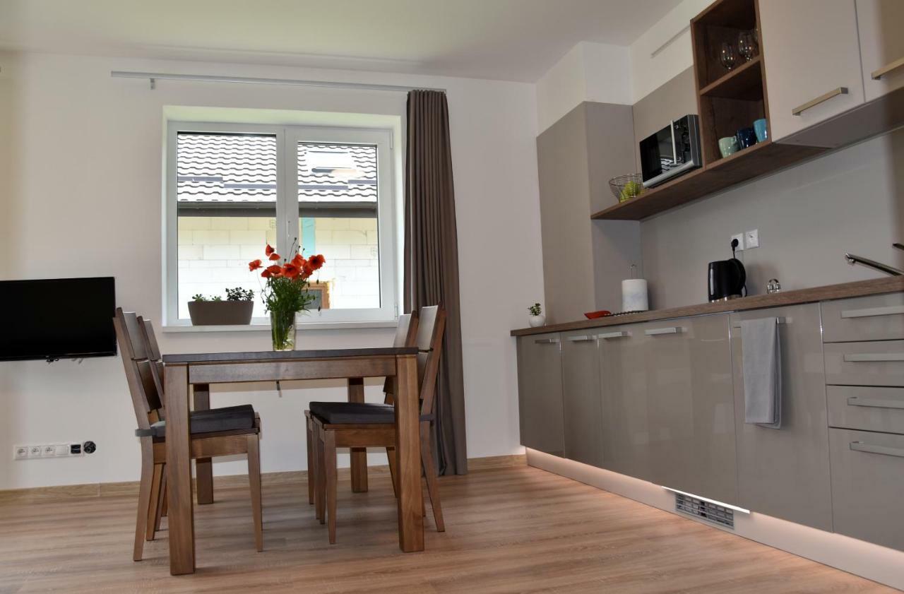 Apartament Elemir Bešeňová Zewnętrze zdjęcie