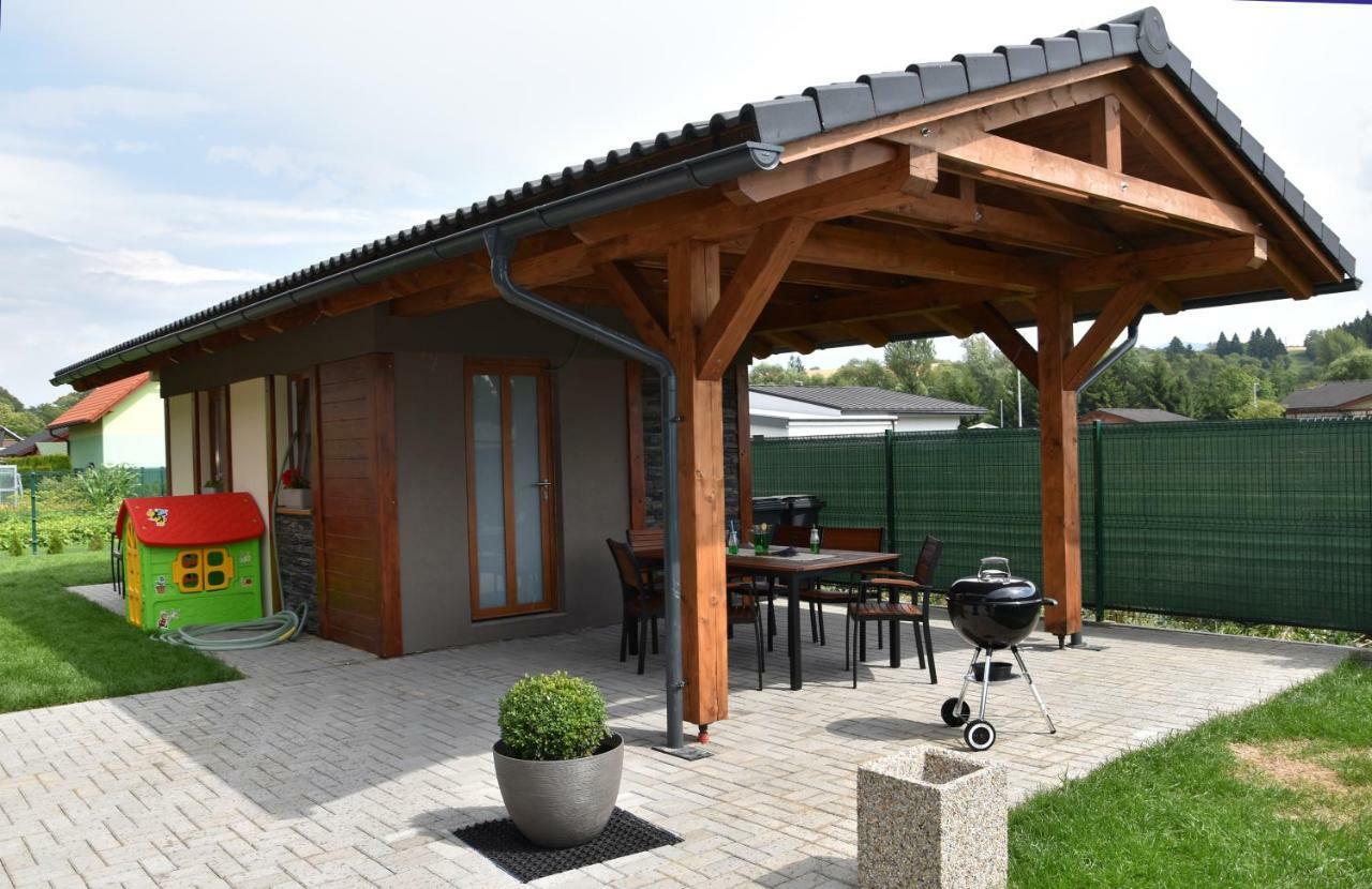 Apartament Elemir Bešeňová Zewnętrze zdjęcie